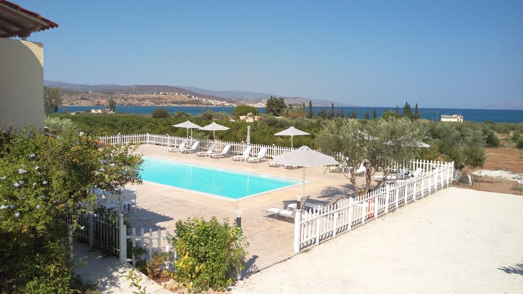Leonidas Resort Hermione Buitenkant foto