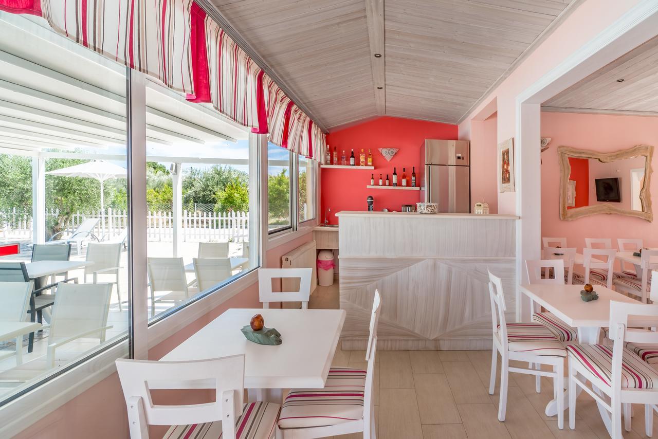 Leonidas Resort Hermione Buitenkant foto
