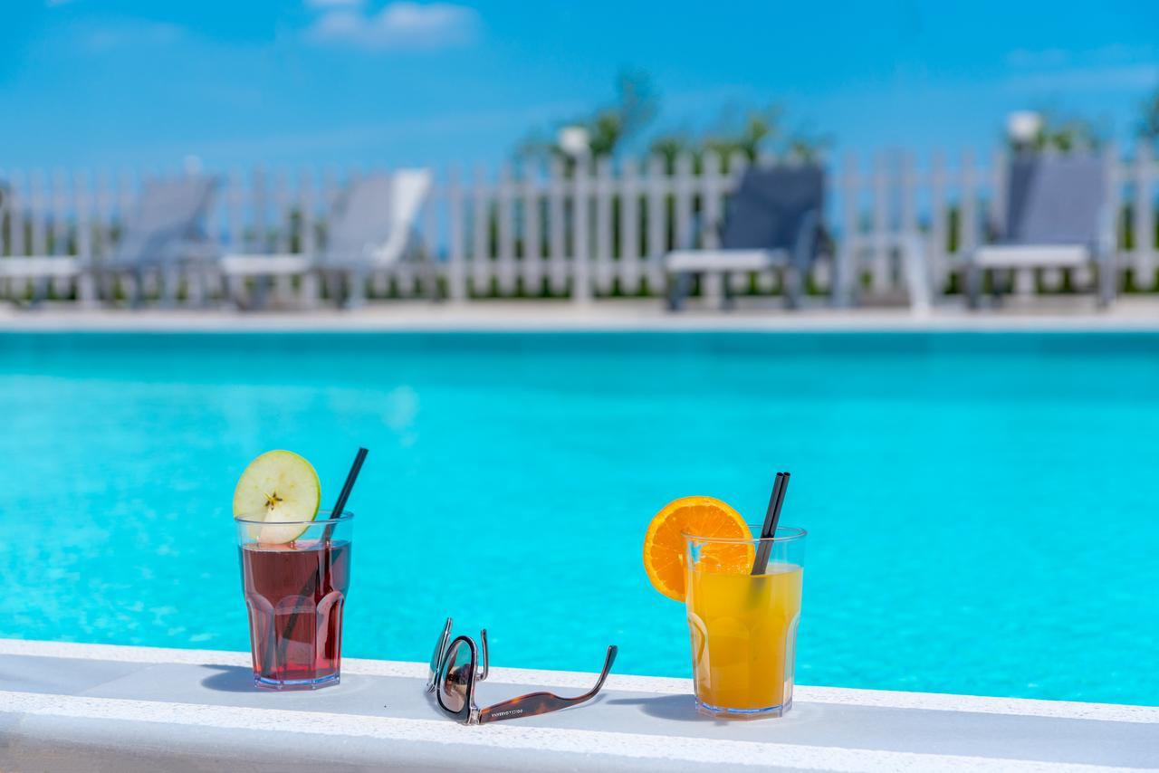 Leonidas Resort Hermione Buitenkant foto